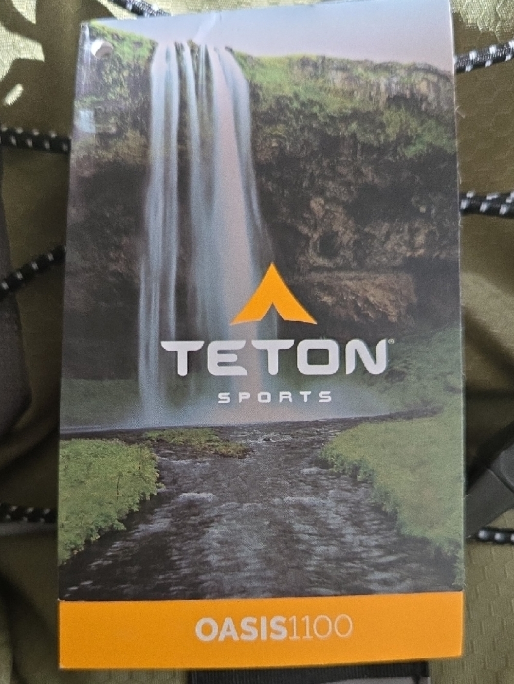 Oasis 1100 Teton Sports Hydration Pack 18L -Green and Grey - Picture 3 of 6